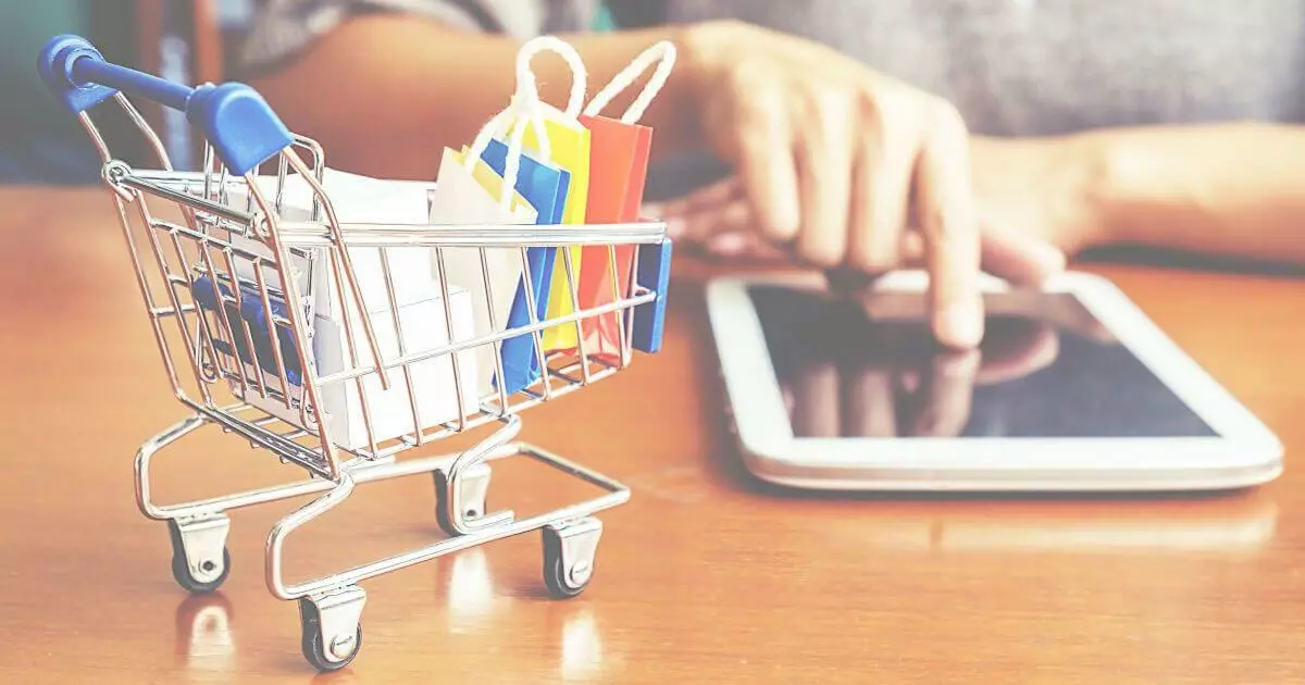 Image: Social commerce – using social media to increase sales